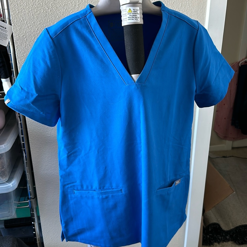 Like new scrubs, no stains no tears no wrecks.